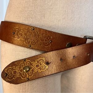 Nine West Belt Women’s Large Gold Metallic Genuine Leather Bronze Hardware Studs